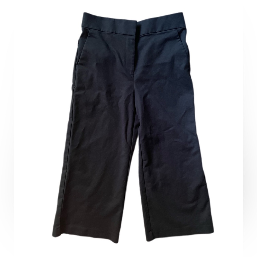 Loft crop wide leg pants, jet black size 6. Flat front with clasps, pockets VGUC